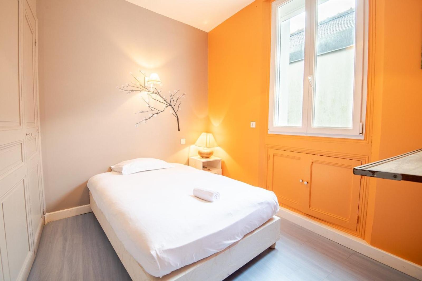 Le Stalingrad - Saint-Pierre-Des-Corps Hotel Bagian luar foto